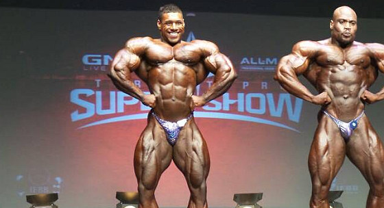 Toronto Pro Supershow prinieslo triumfy DeAshu a Cambronera
