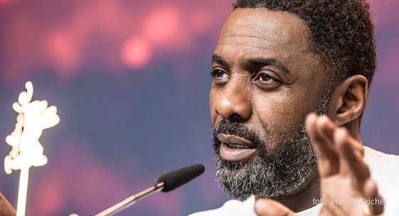 Ako sa udržiava vo forme známy herec Idris Elba? 