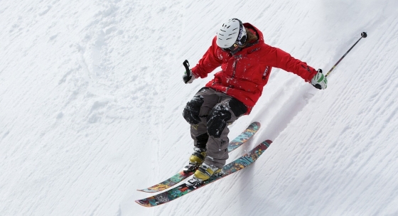 5 najlepších cvikov pre lyžiarov, ktoré môžete cvičiť aj doma