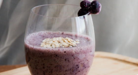 5 zdravých smoothie receptov na raňajky plných bielkovín a vlákniny