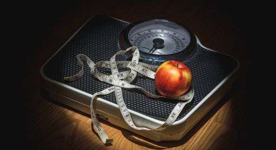 Snažíte sa schudnúť, ale váha vám stagnuje? Skúste týchto 15 tipov
